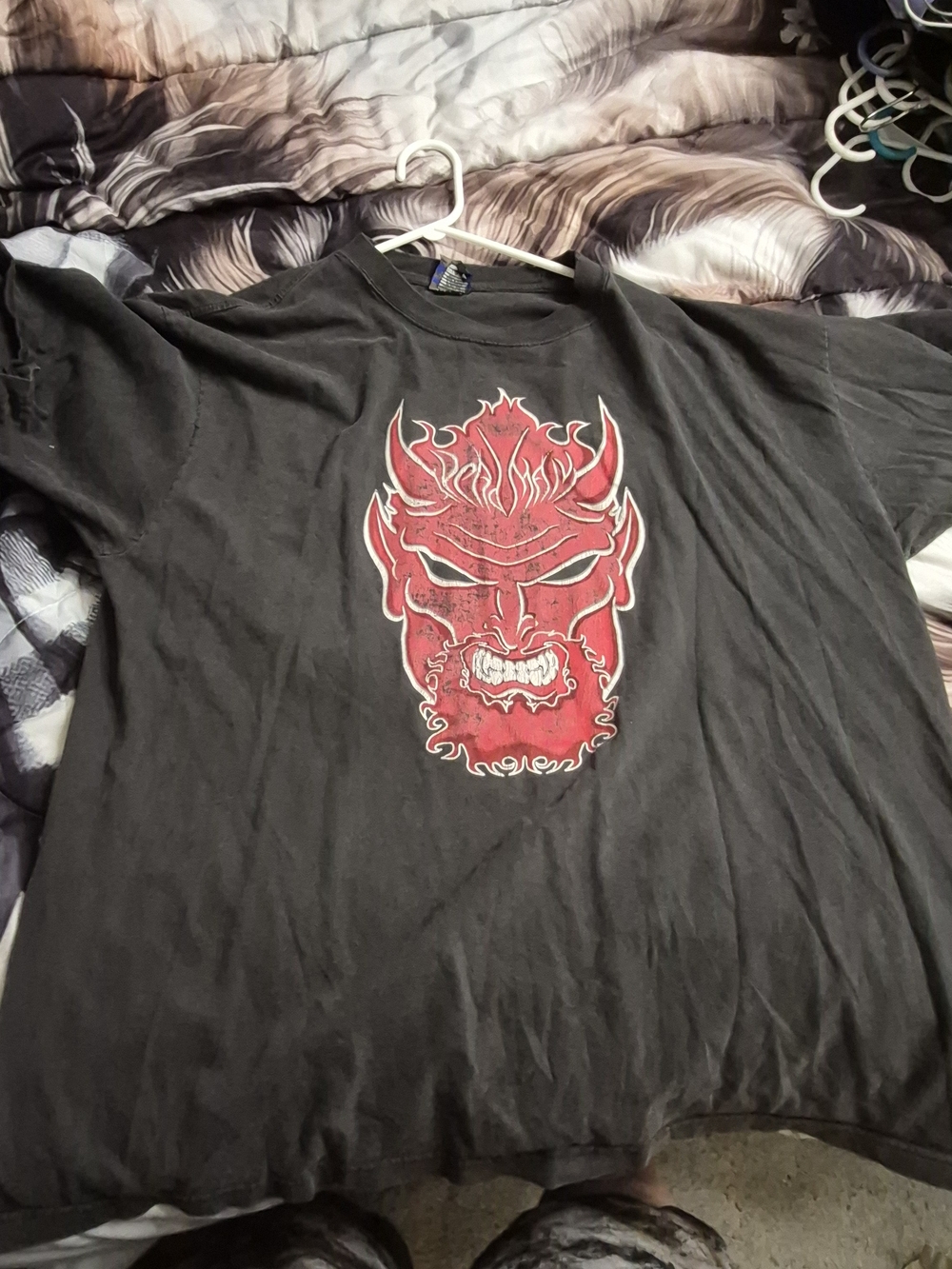 RARE Y2K WWE “RED BIG EVIL DEVIL” T-Shirt – 2XL